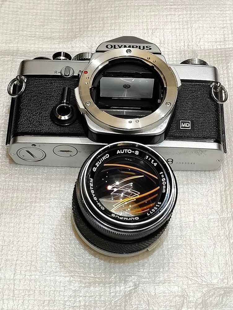 フィルムカメラ Olympus OM-1 Silver 35mm SLR FilmCamera Olympus OM-1 MD 35mm SLR Film Camera Body OM-System Vintage